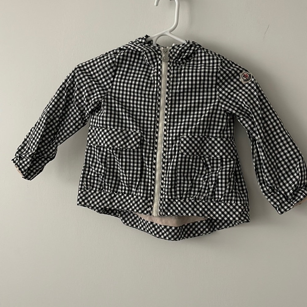 Girls Moncler checkered jacket in size 5 (112cm)